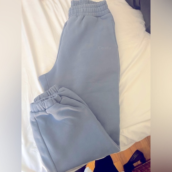 ⭐️ NEW - Comfrt Signature Sweatpants - SOLD OUT! - Picture 6 of 7